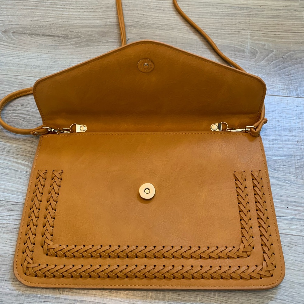 Artisan Leather Clutch Crossbody Purse with strap - Picture 3 of 12